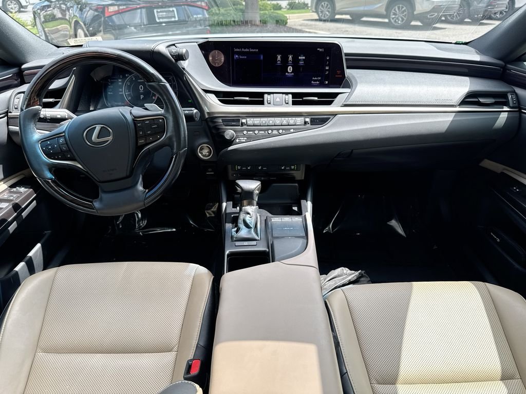 Used 2019 Silver Lexus 350 image 24