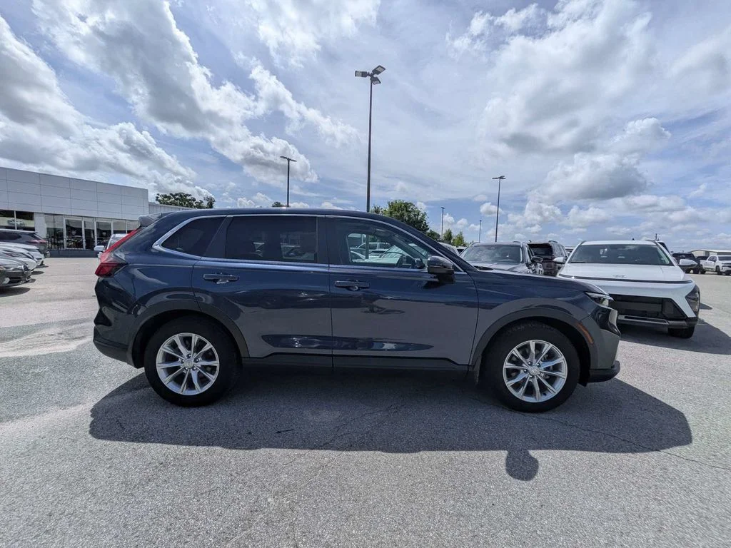 Used 2024  Honda EX image 2