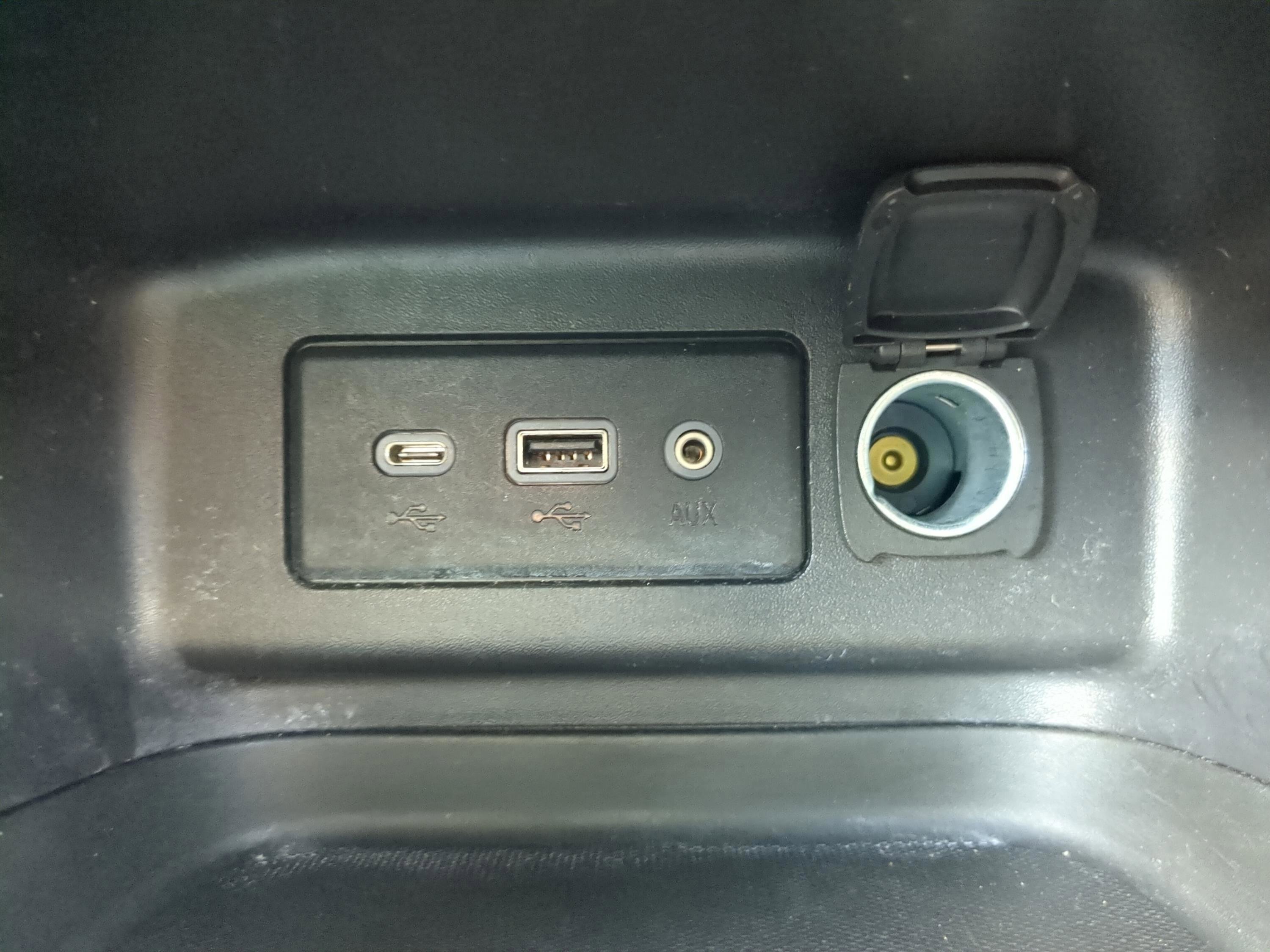 Used 2024 Sterling Gray Metallic Chevrolet LT image 17