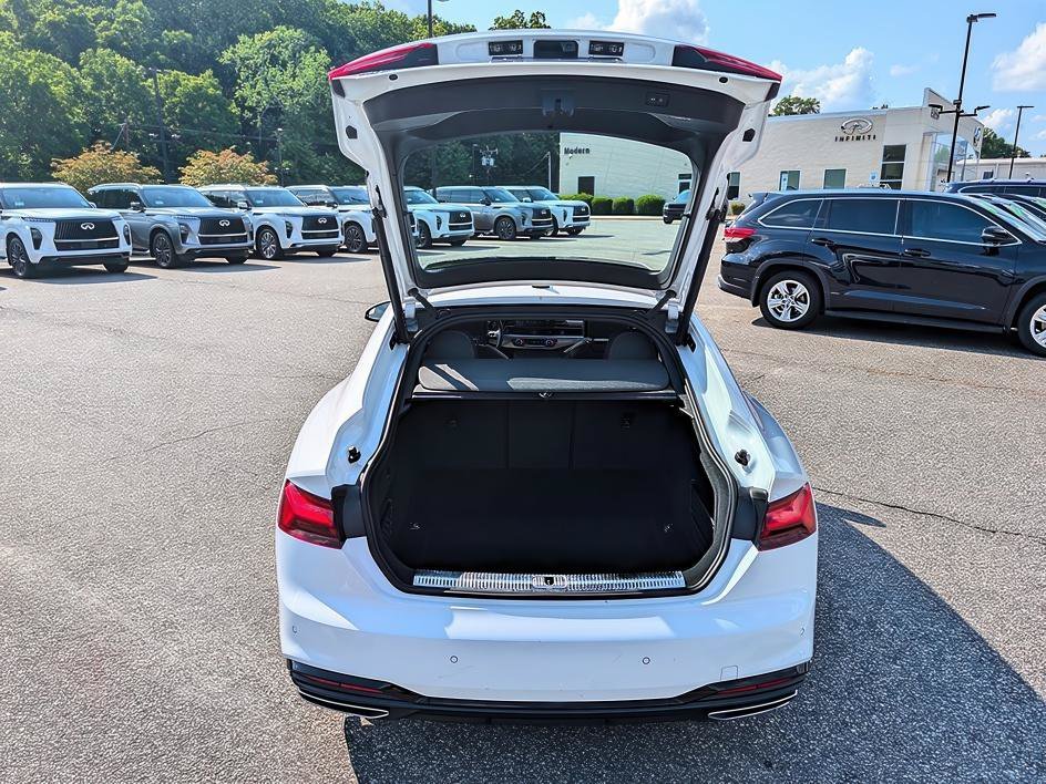 Used 2025 Arkona White Audi S line Premium image 27