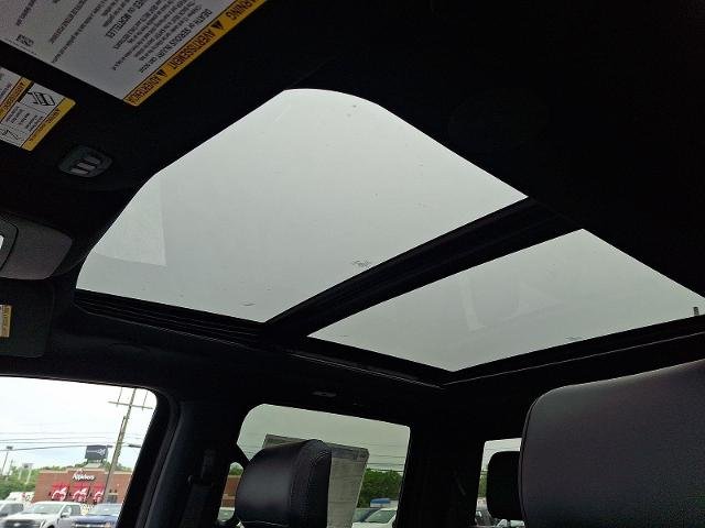 2026 Ford F-350 Super Duty Platinum - Photo 30