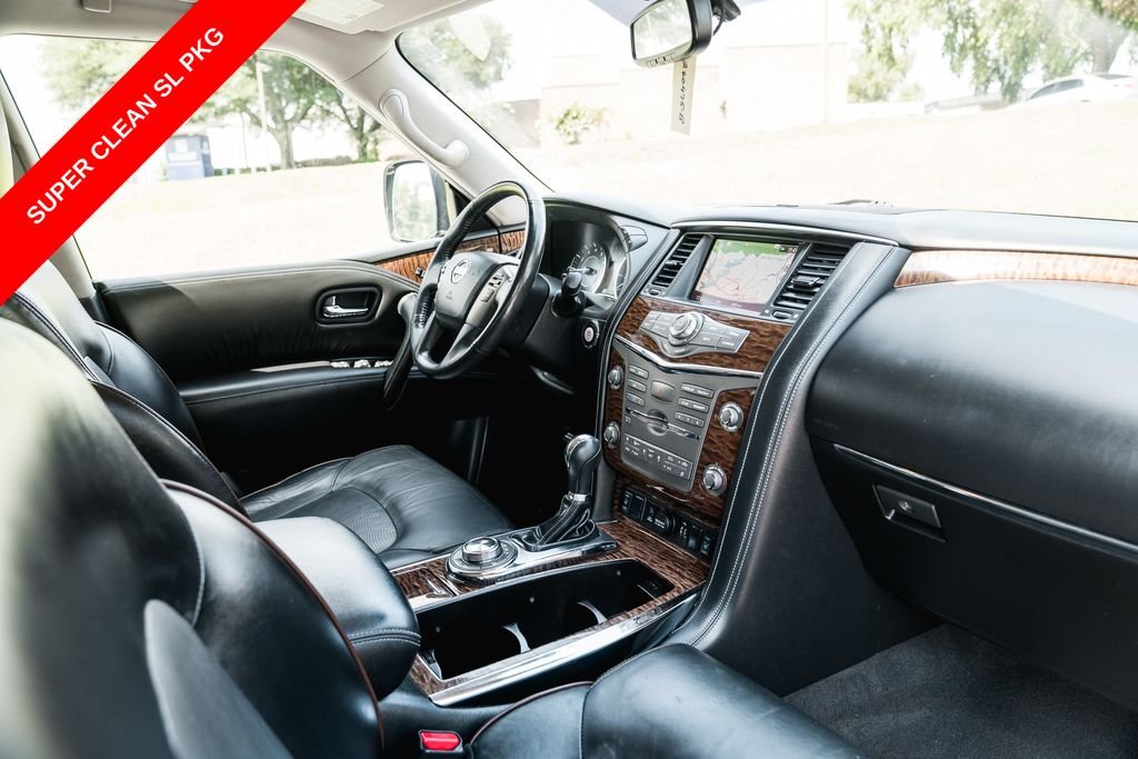 Used 2018 Gun Metallic Nissan SL image 24