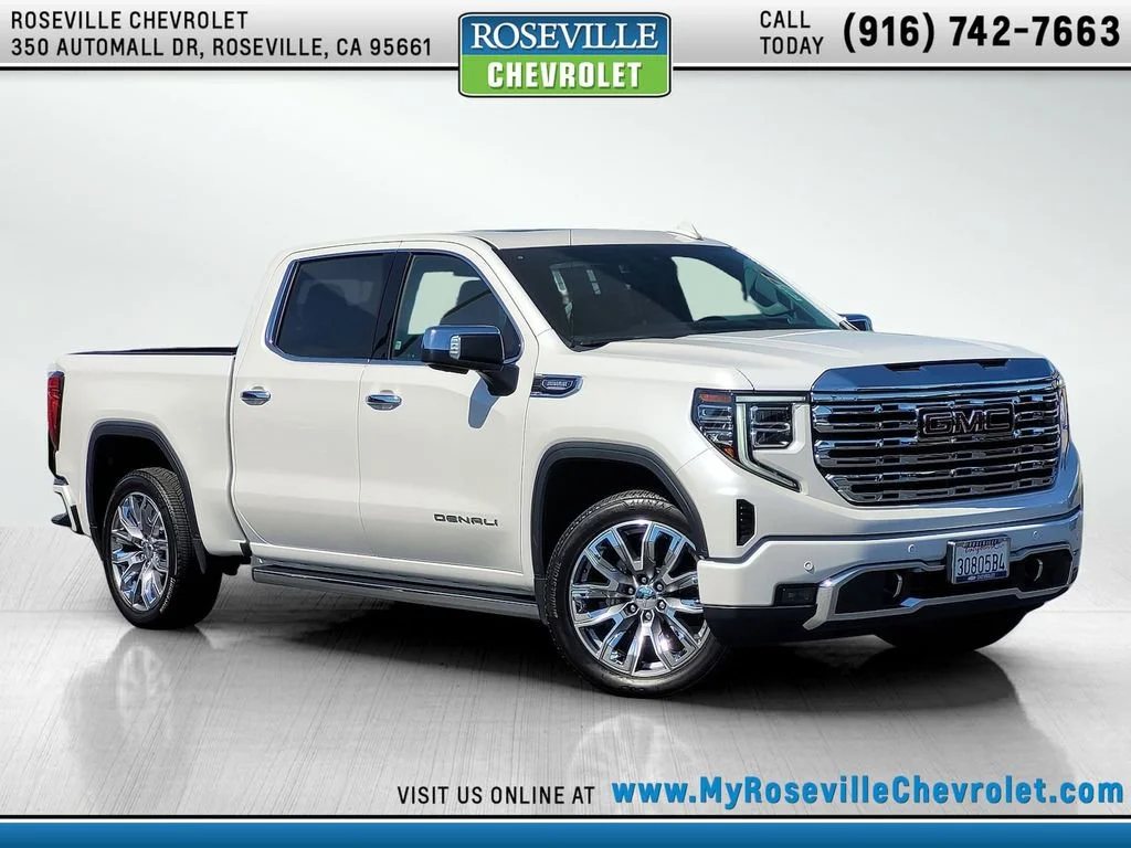 2024 GMC Sierra 4WD Crew Cab Short Box Denali's photo