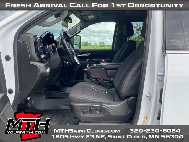 Certified Used 2024 White GMC SLE image 9