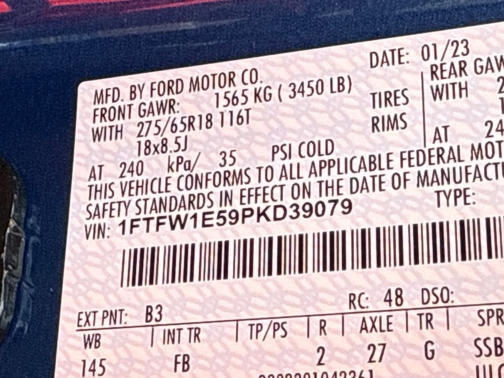 Used 2023 Blue Ford XLT image 32