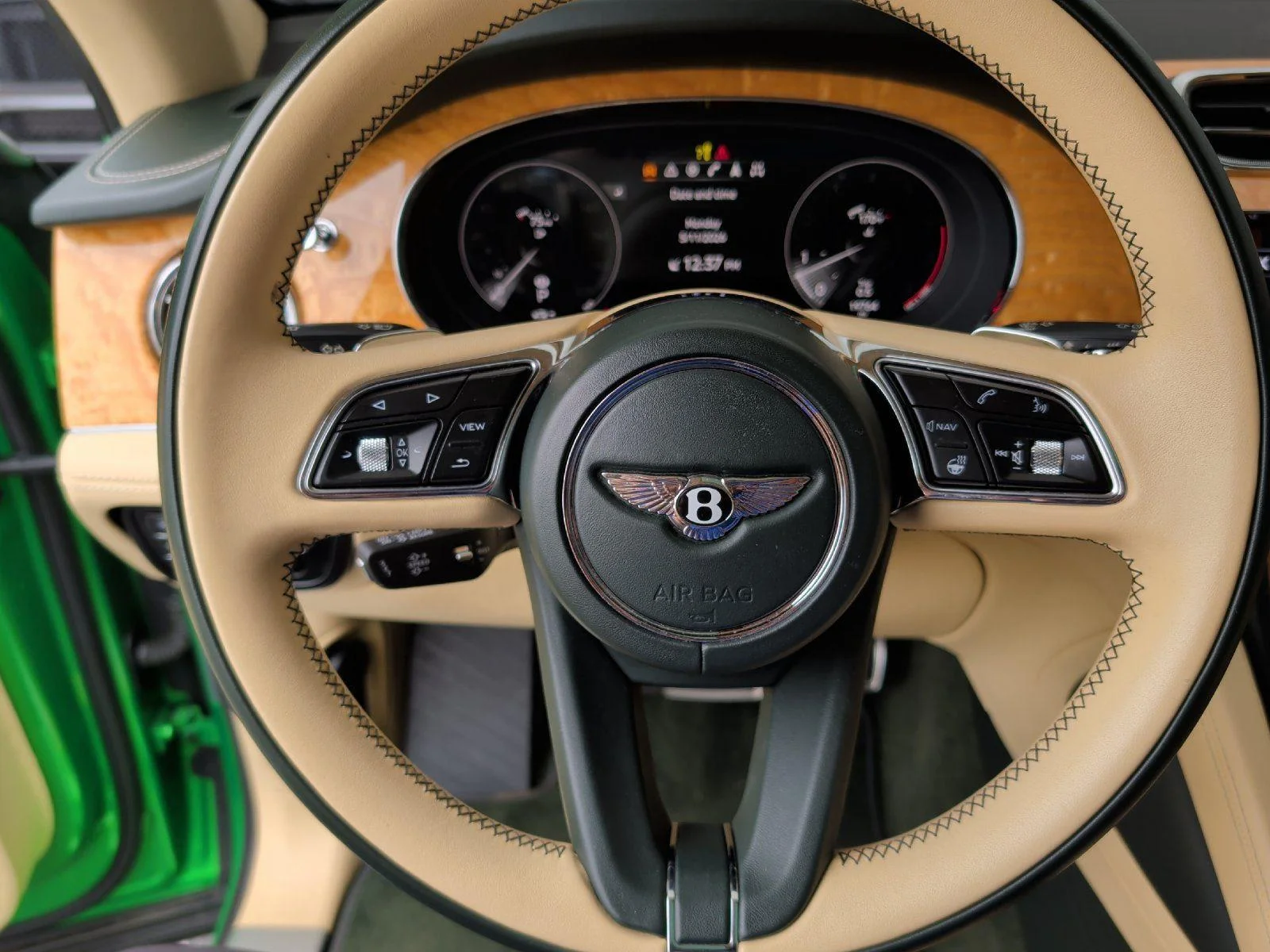 Used 2021 Apple Green Bentley Speed image 9