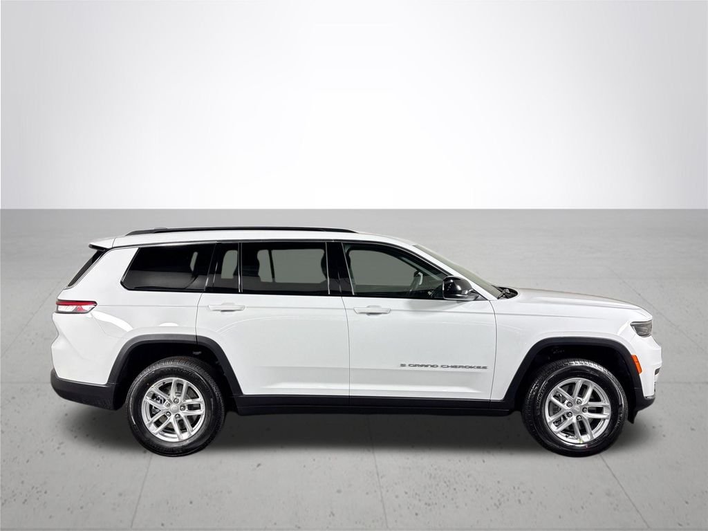 New 2026 Bright White Clearcoat Jeep Laredo image 5