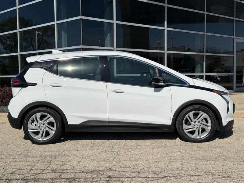 Used 2023 Chevrolet Bolt EV LT with VIN 1G1FW6S00P4199815 for sale in Milwaukee, WI