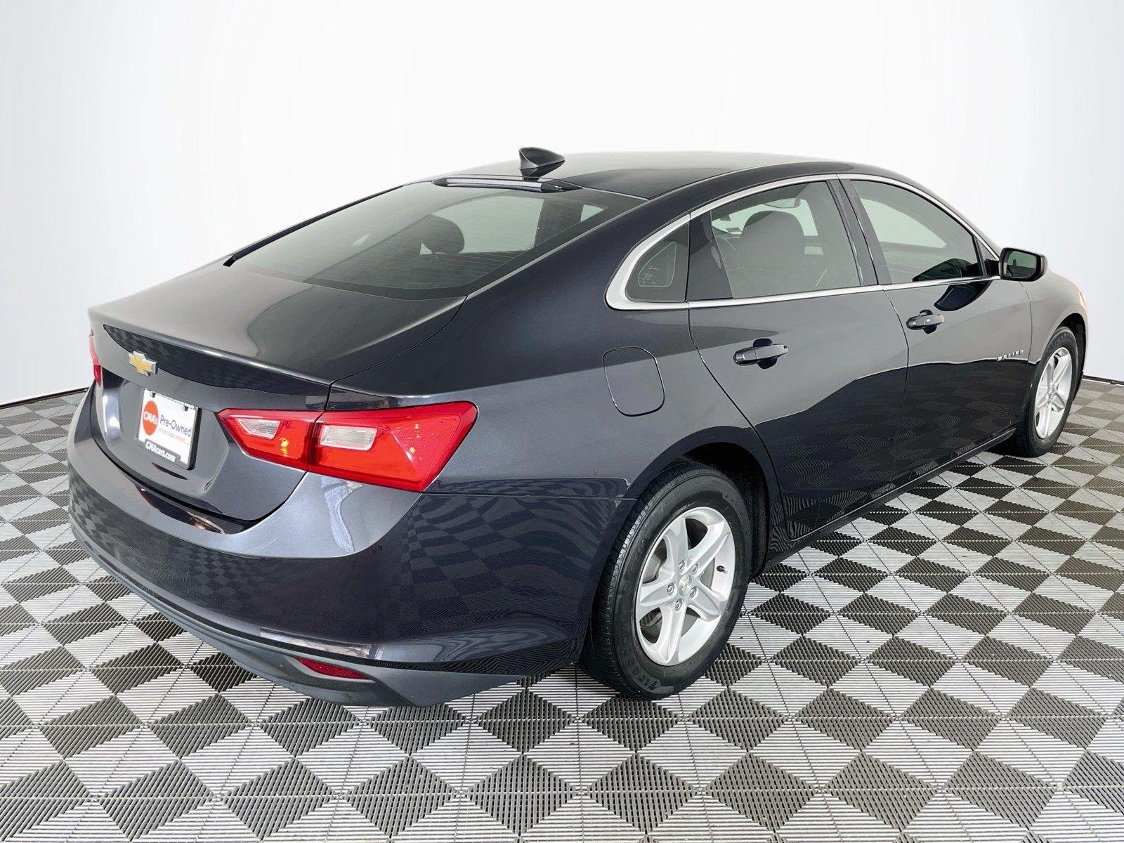 Used 2022 Dark Ash Metallic Chevrolet LS image 9