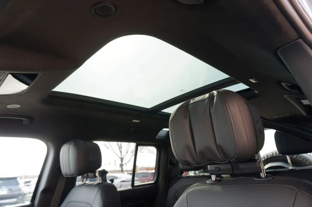 New 2026 Carpathian Grey Land Rover X image 15