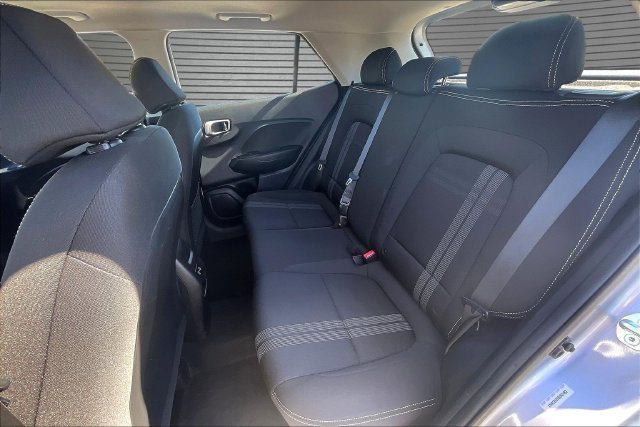 2025 Hyundai Venue SEL - Photo 24