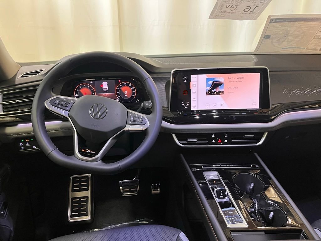 New 2026 White/off-white Volkswagen 2.0T Peak Edition image 18