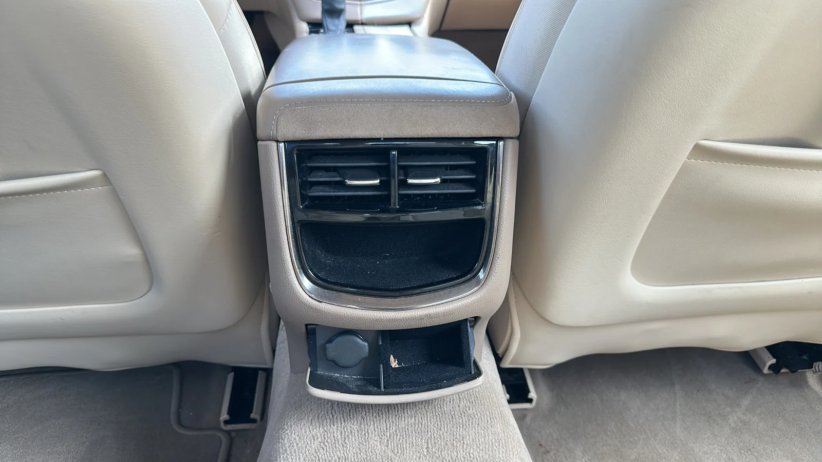 Used 2014 White Cadillac 2.0L Turbo Luxury image 21