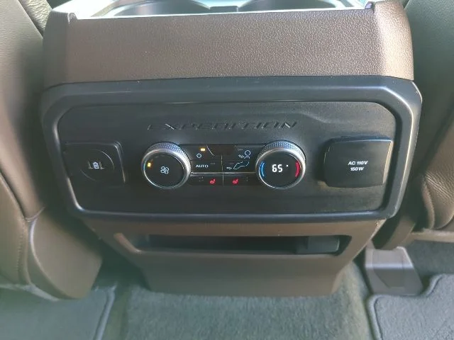 Used 2024 White Ford King Ranch image 23