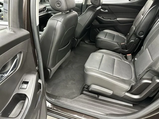 Used 2019 Brown Chevrolet Premier image 22