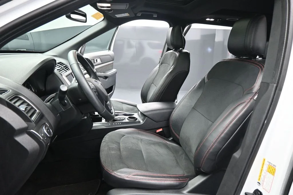Certified Used 2019 White Ford XLT image 9