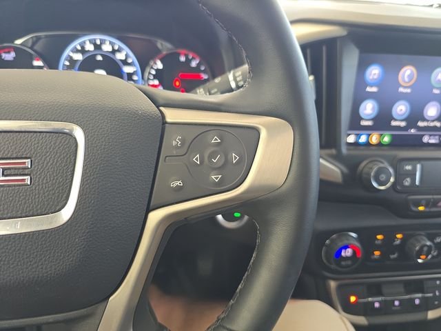 Used 2023 White GMC Denali image 19