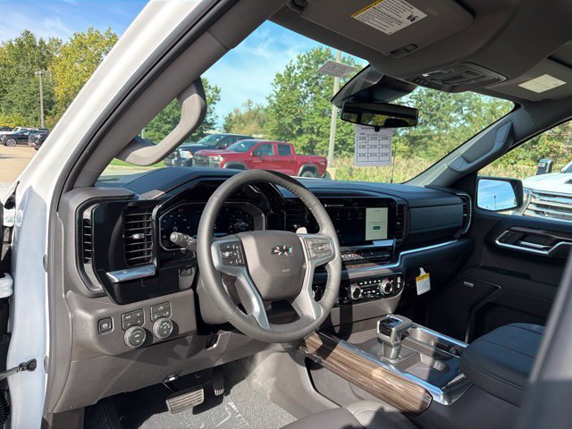 2026 Chevrolet Silverado 1500 RST - Photo 14