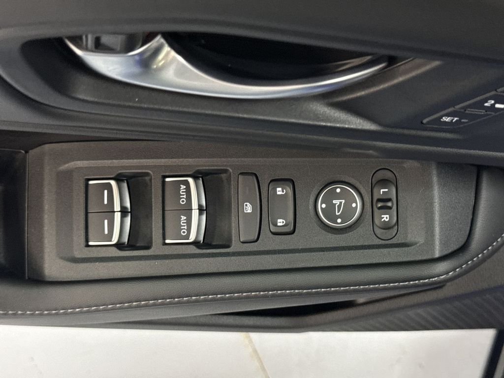 Used 2025 Still Night Pearl Honda HYBRID SPORT-L image 15