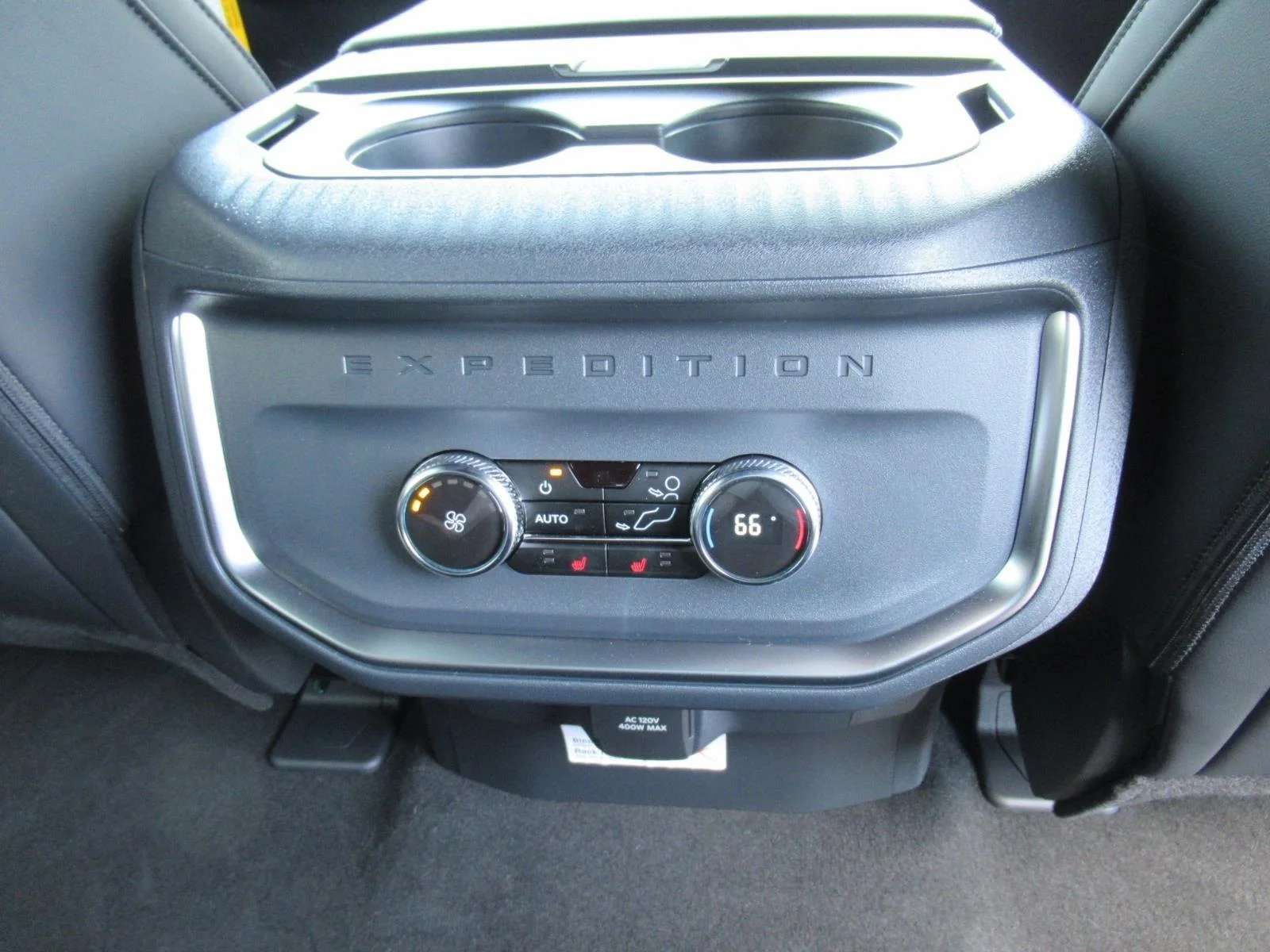 New 2026 Agate Black Metallic Ford Platinum® image 28