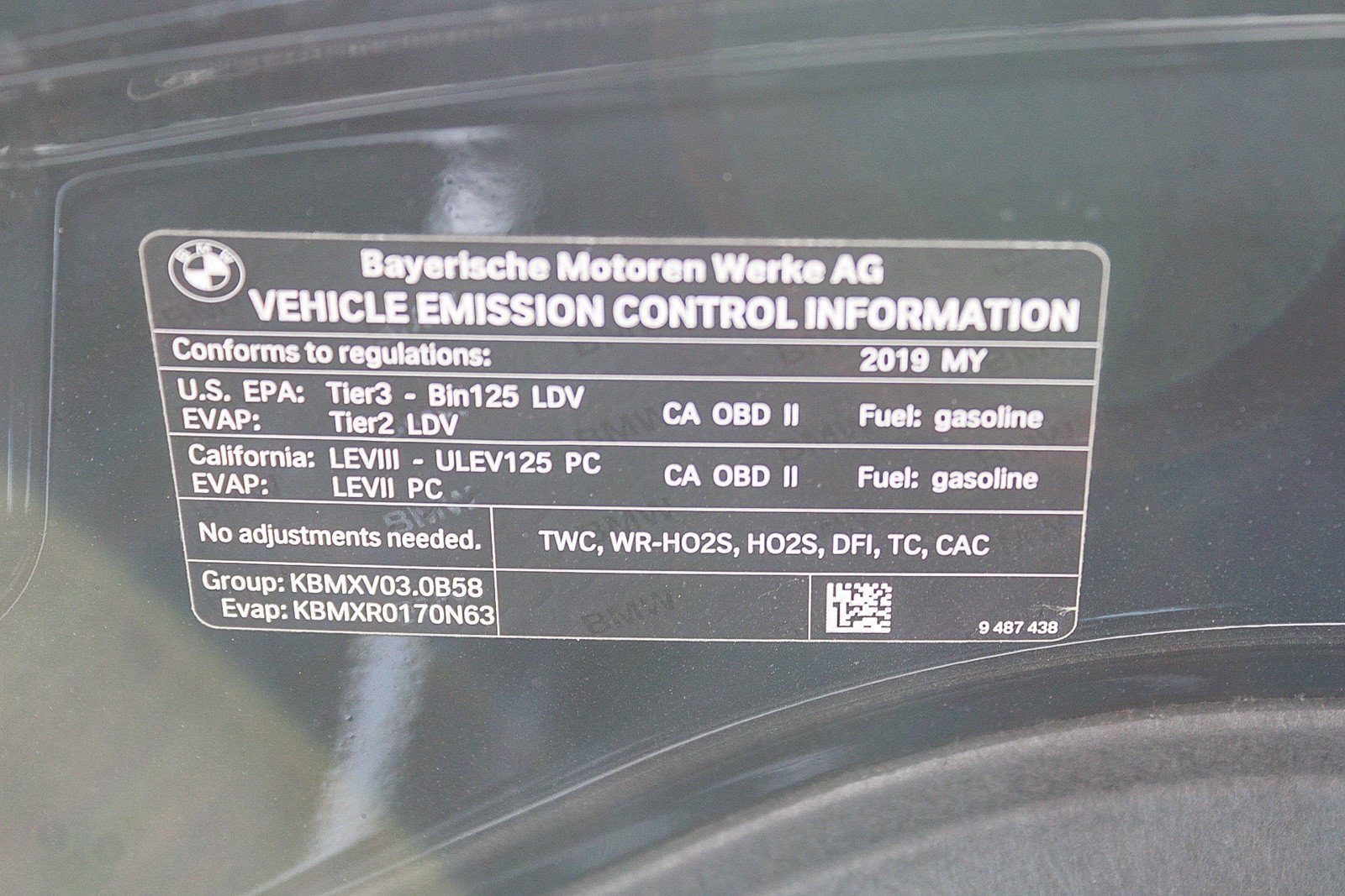 Used 2019 Black Sapphire Metallic BMW 740i image 28