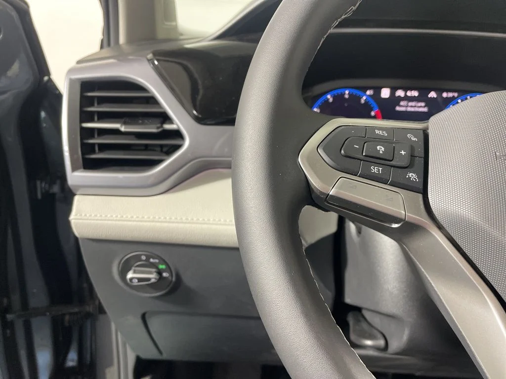 New 2026 Gray Volkswagen 1.5T SEL image 13
