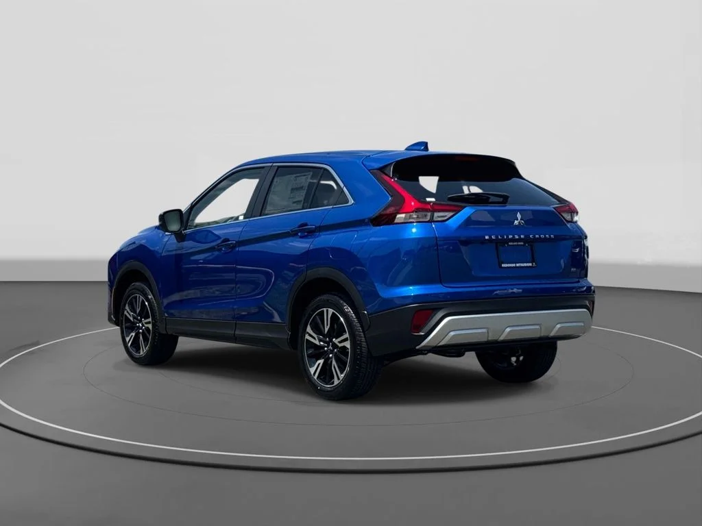 New 2026 Blue Mitsubishi SE 1.5T S-AWC image 7