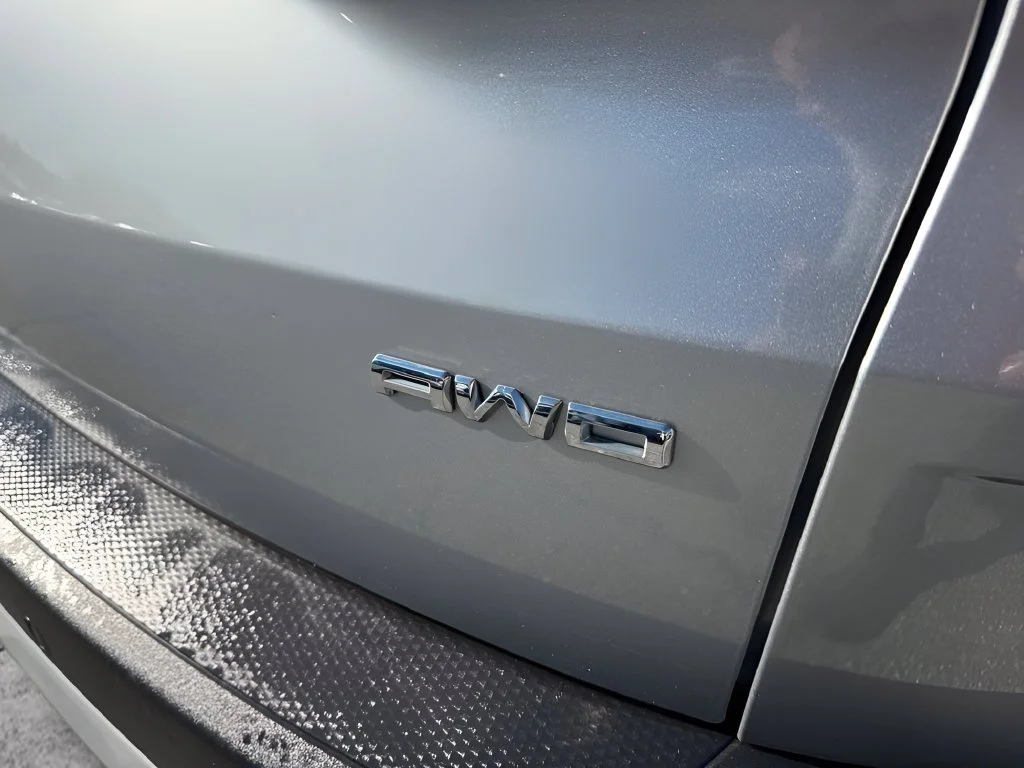 Used 2024 Silver Ford Active image 31