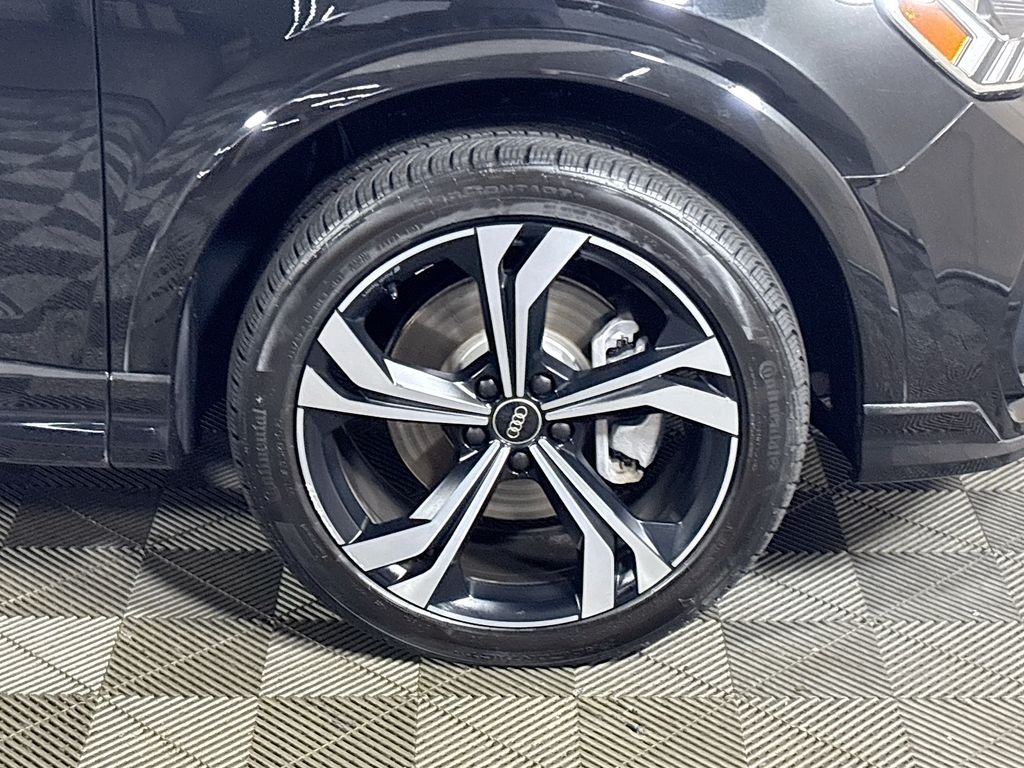 Used 2023 Mythos Black Metallic Audi Premium Plus image 24