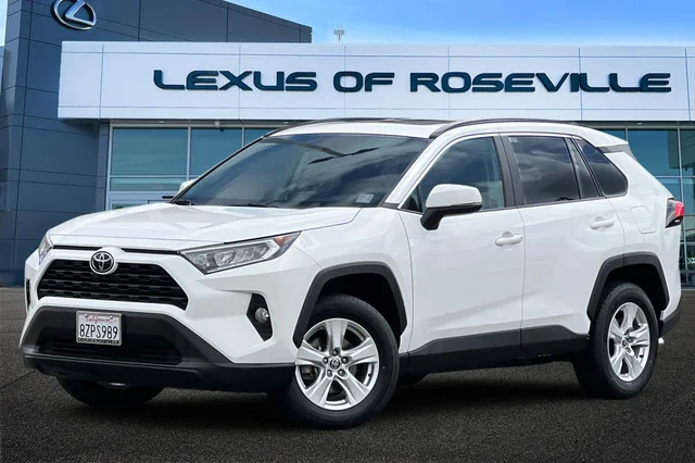 2021 Toyota RAV4 XLE