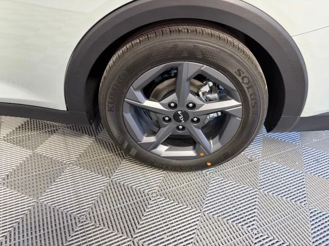 New 2026  Kia LXS image 42