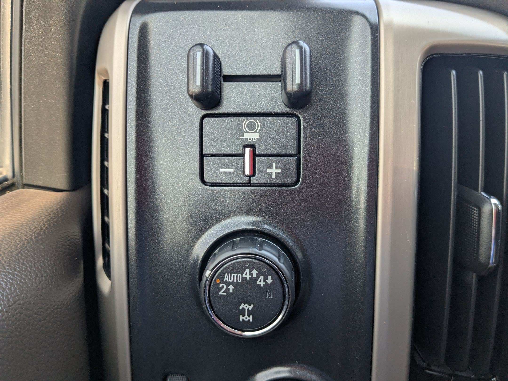 Used 2017 ONYX BLACK GMC Denali image 26