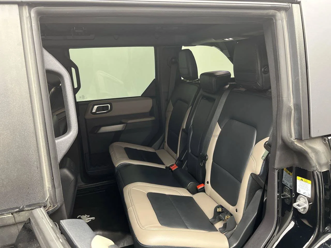 Used 2023 Black Ford Wildtrak image 11