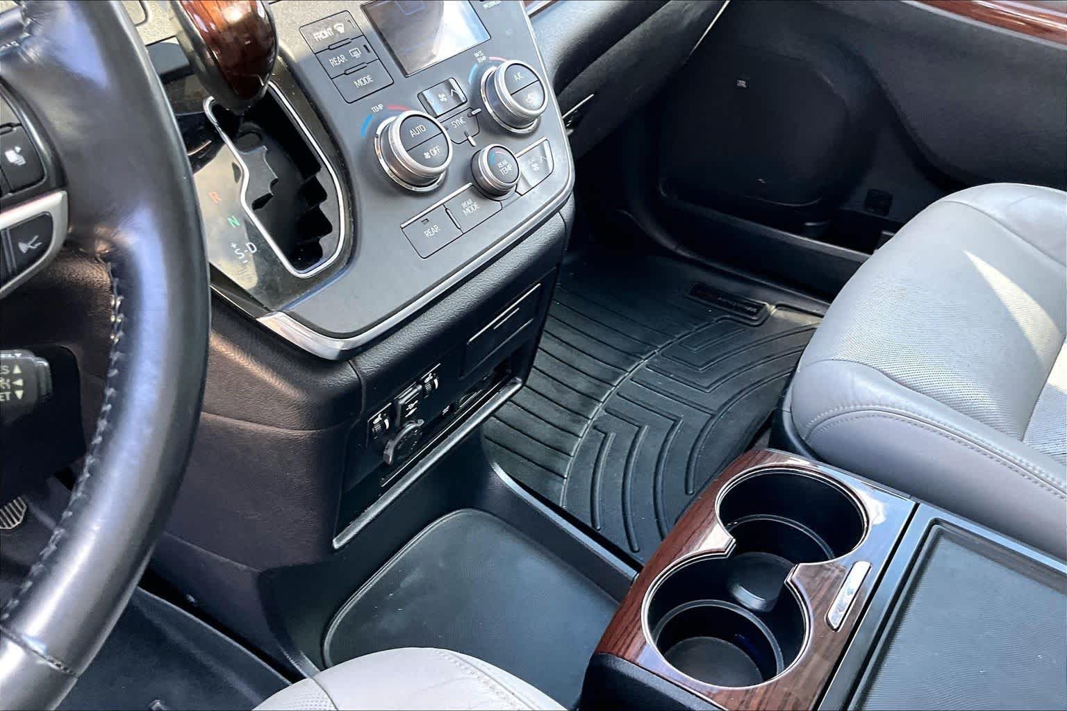 Used 2019 Predawn Gray Mica Toyota Limited Premium image 12