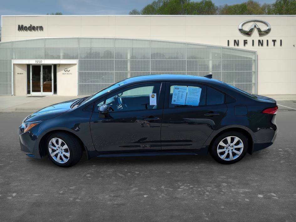 Used 2025 Underground Toyota LE image 6