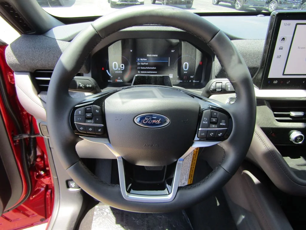 New 2026 Rapid Red Metallic Tinted Clearcoat Ford Platinum™ image 16