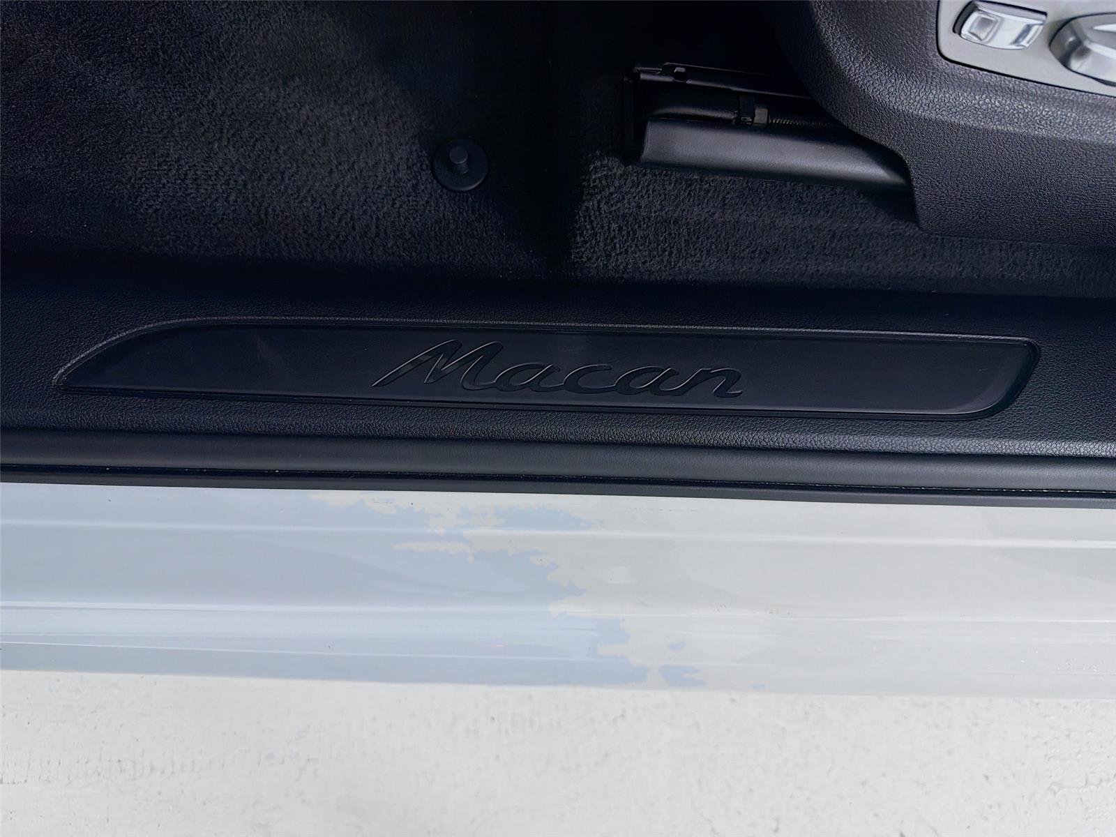 Used 2025 White Porsche  image 10