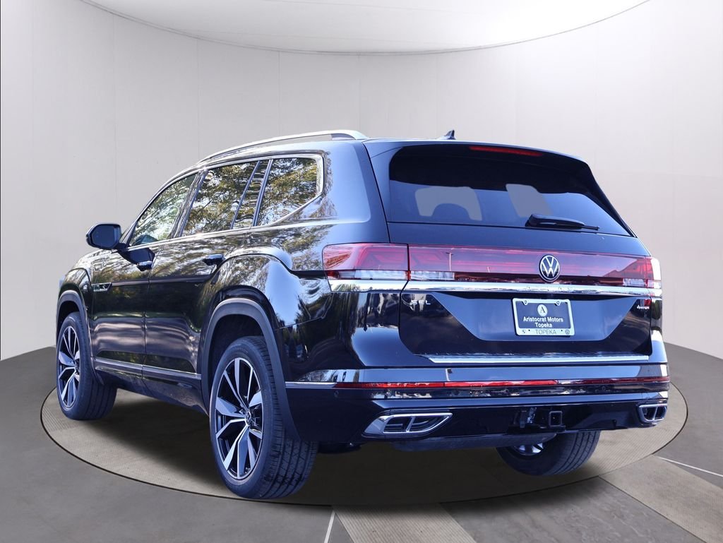 2026 Volkswagen Atlas SEL Premium R-Line photo 3