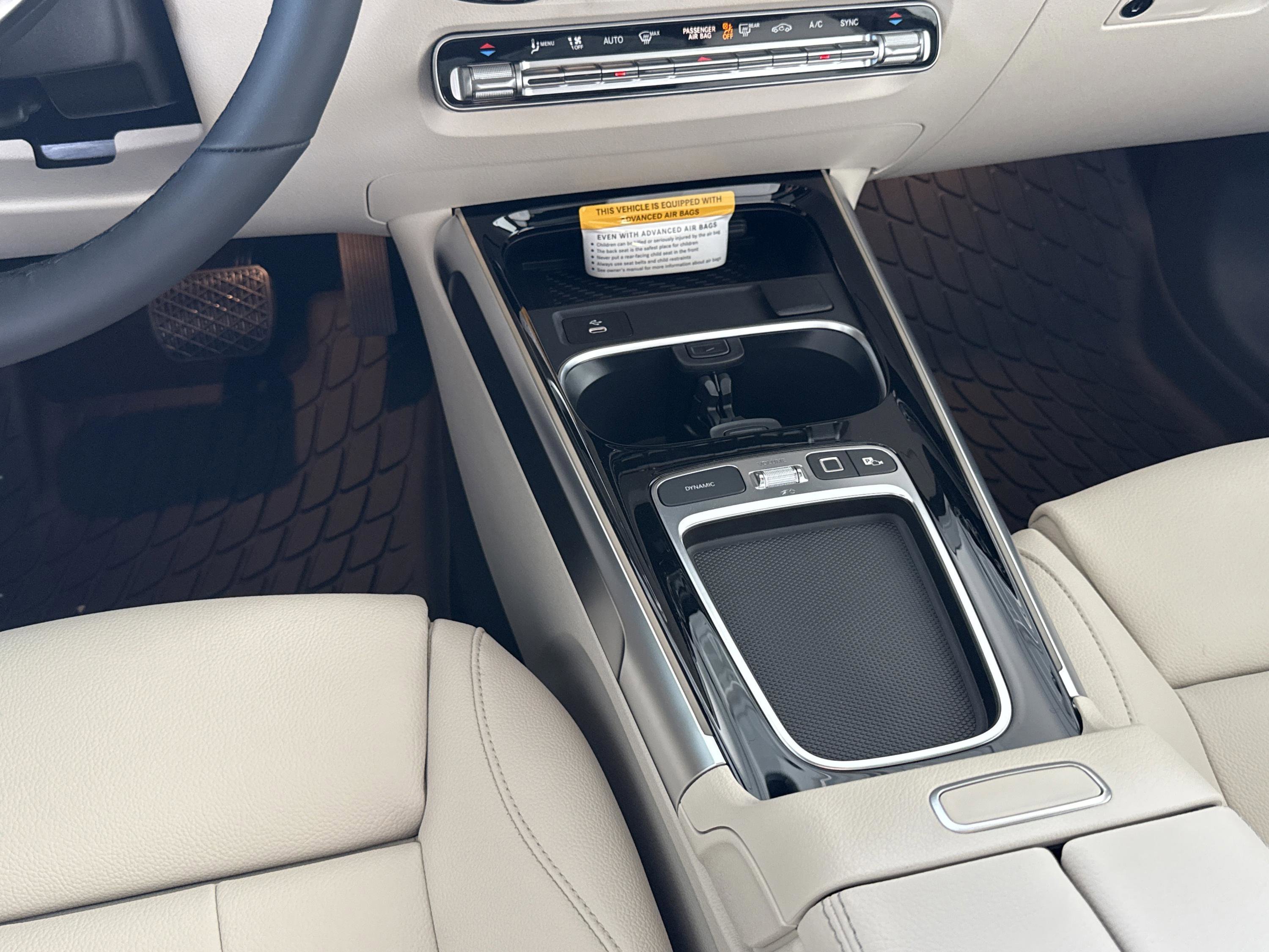 New 2026 Night Black Mercedes-Benz GLB 250 image 42