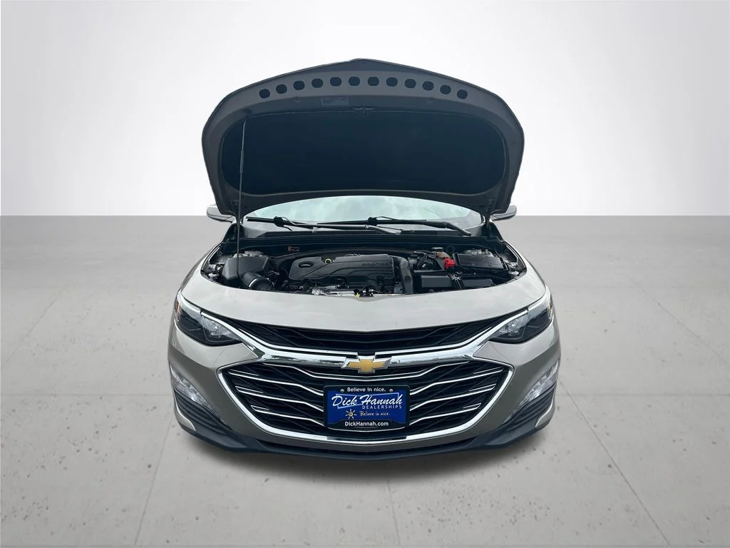 Used 2022 Gray Chevrolet LT image 4