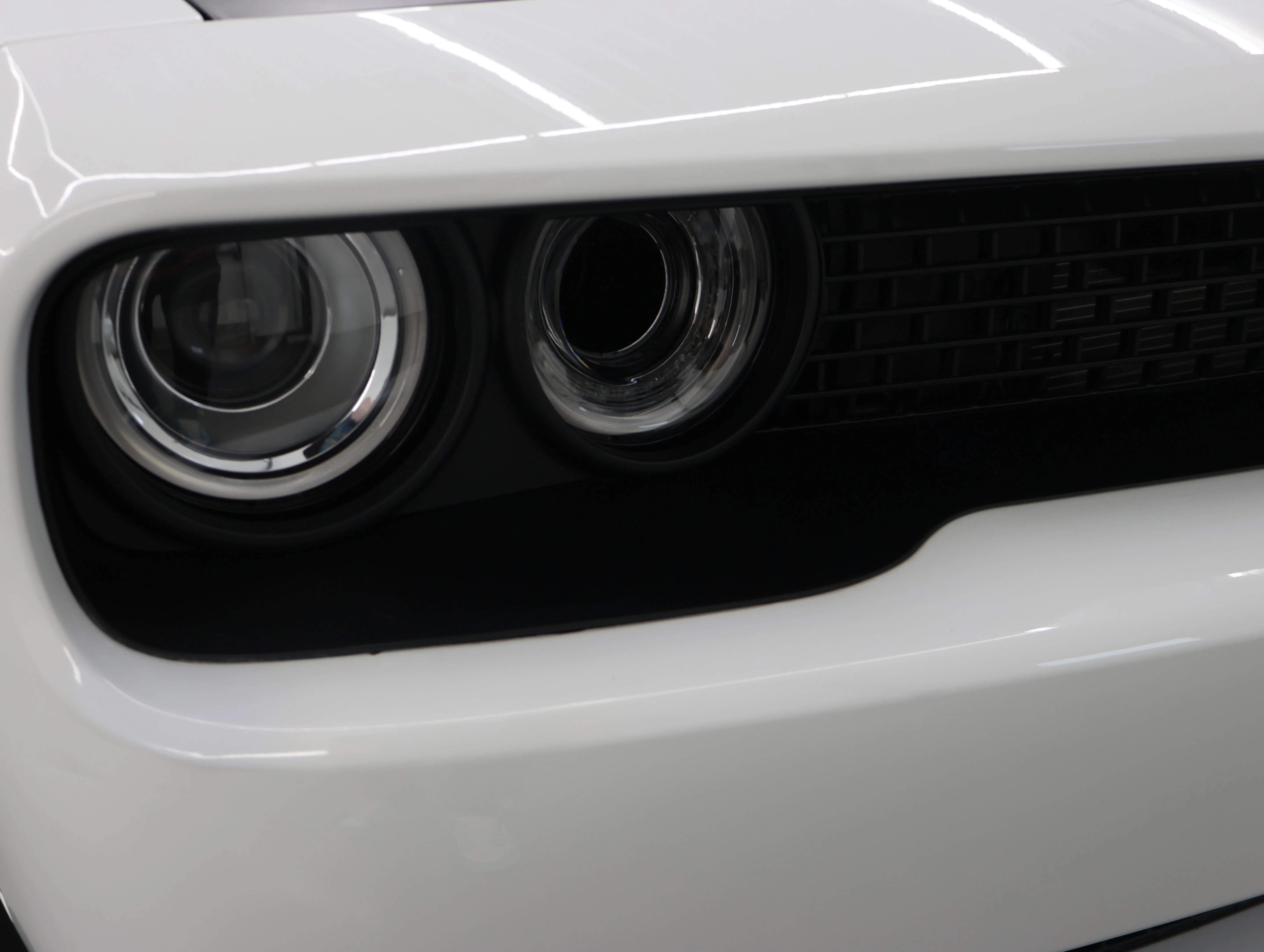 Used 2023 White Knuckle Clearcoat Dodge SRT Hellcat Jailbreak image 23