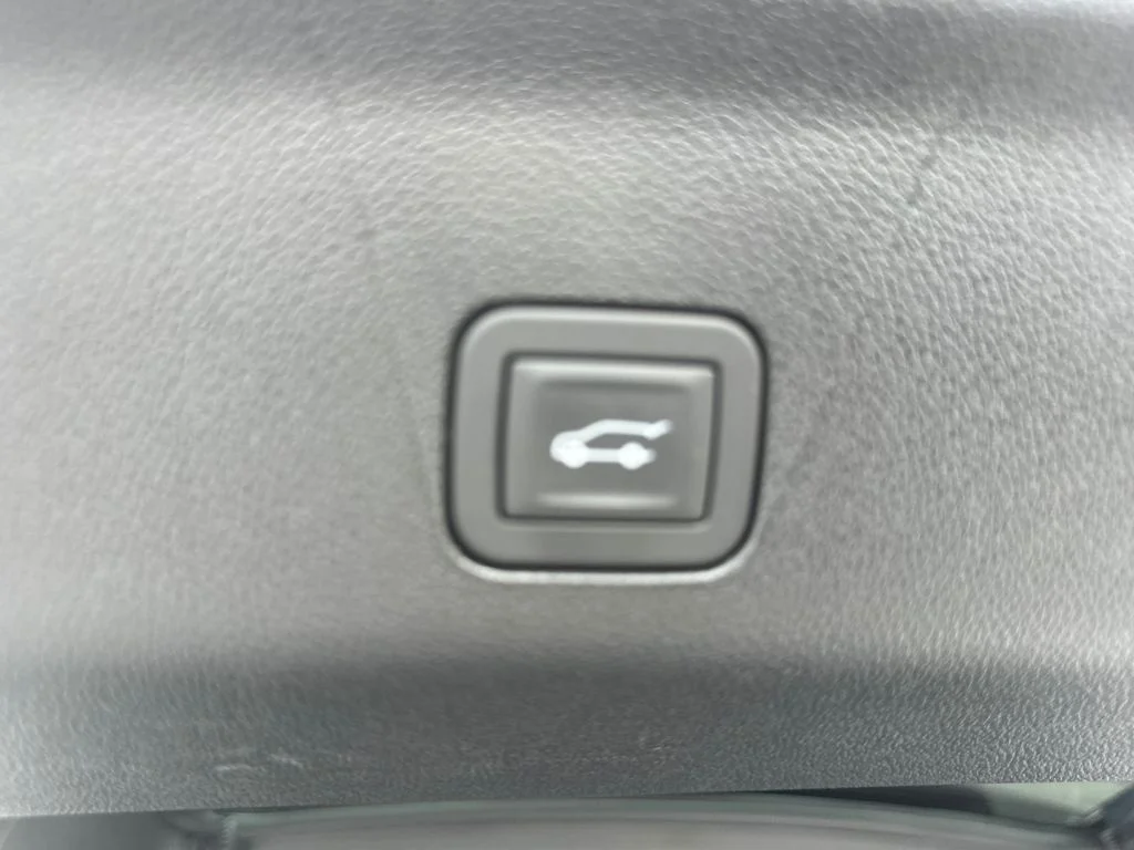 Used 2026 Black Cadillac Luxury image 19