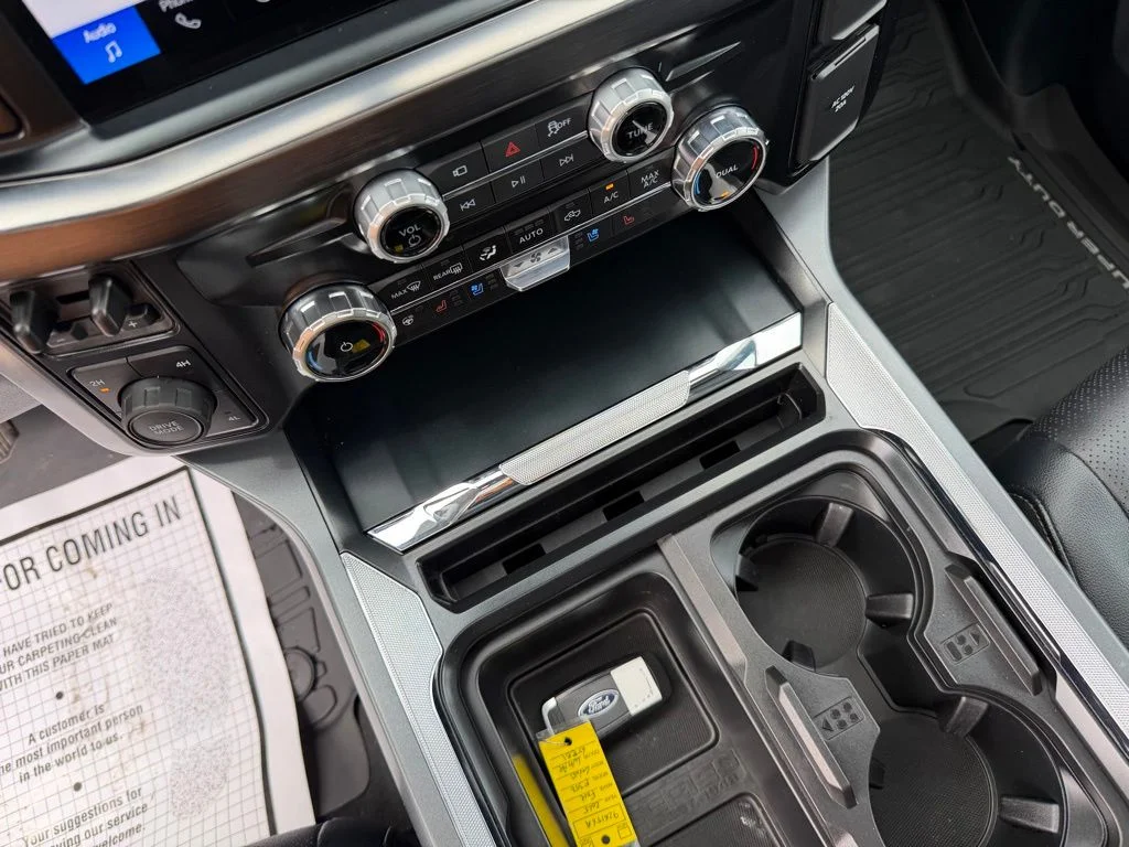 2025 Ford F-350 Super Duty Lariat - Photo 31