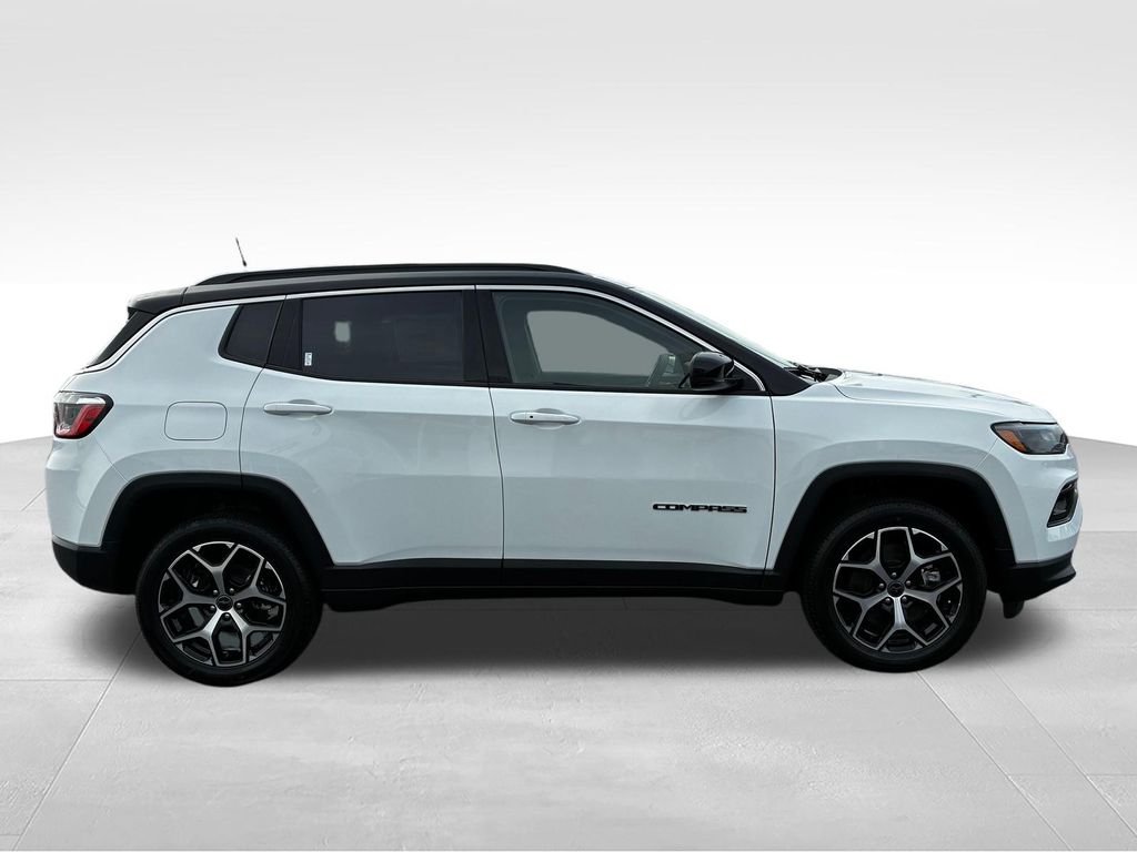 New 2026 Bright White Clear-Coat Exterior Paint Jeep Limited image 5