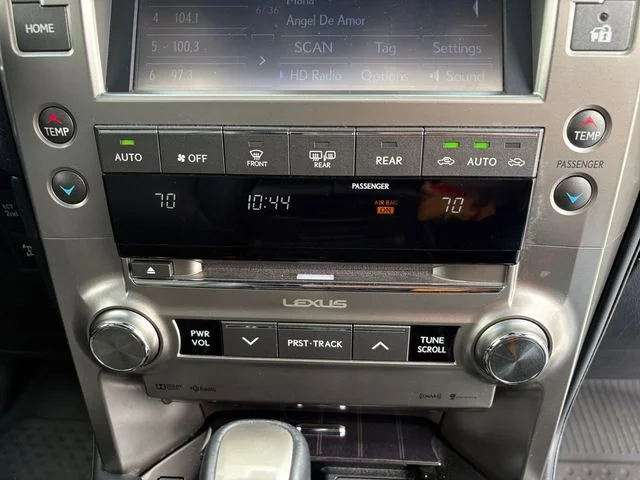 Used 2021 Black Lexus 460 image 4