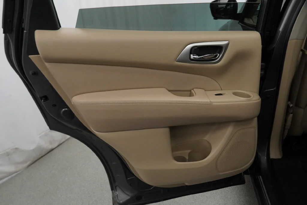 Used 2017 Gun Metallic Nissan Platinum image 39