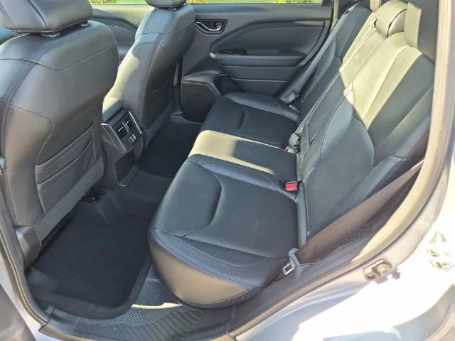 Used 2025 Silver Subaru Limited image 33