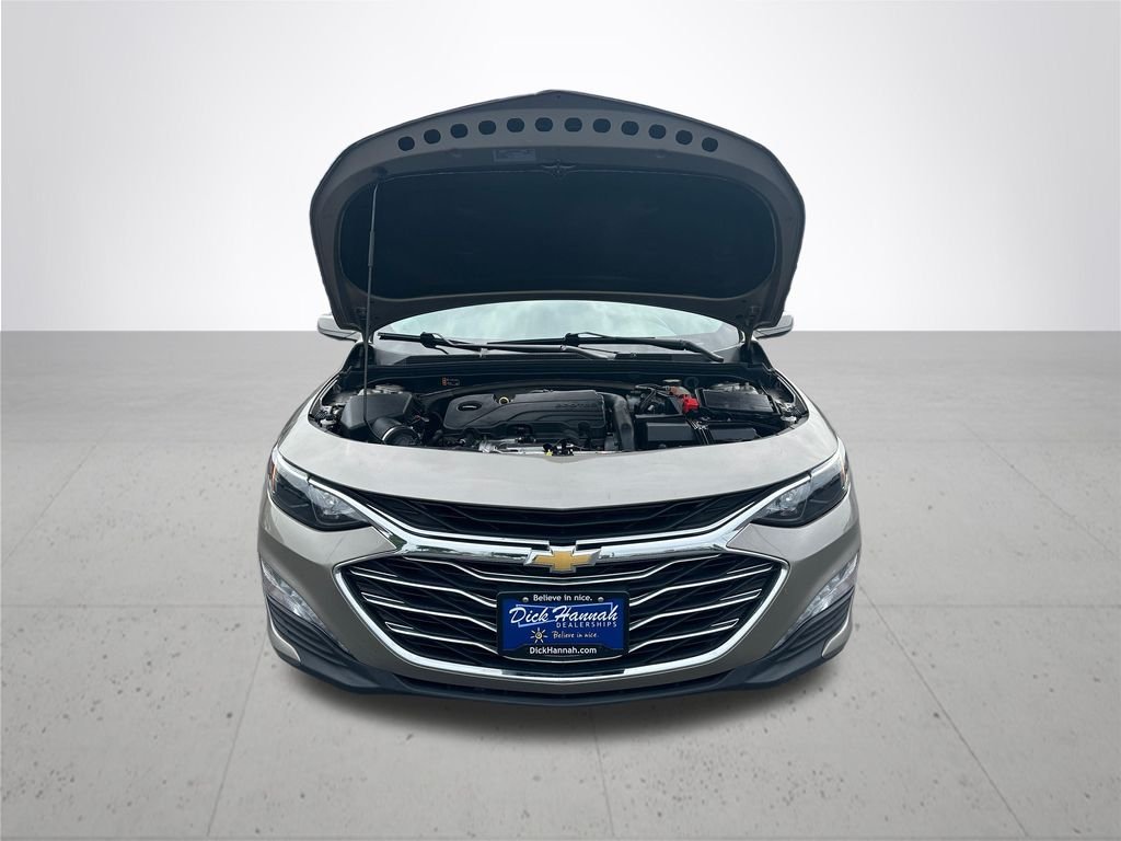 Used 2022 Gray Chevrolet LT image 4