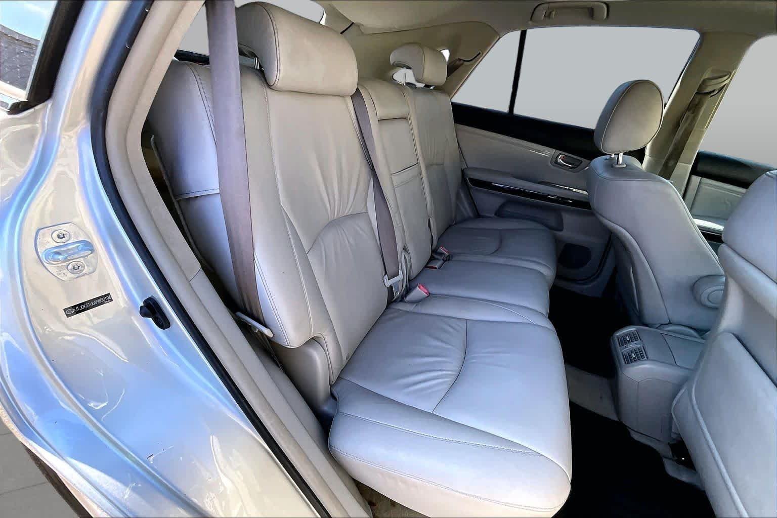Used 2008 Millennium Silver Metallic Lexus  image 19