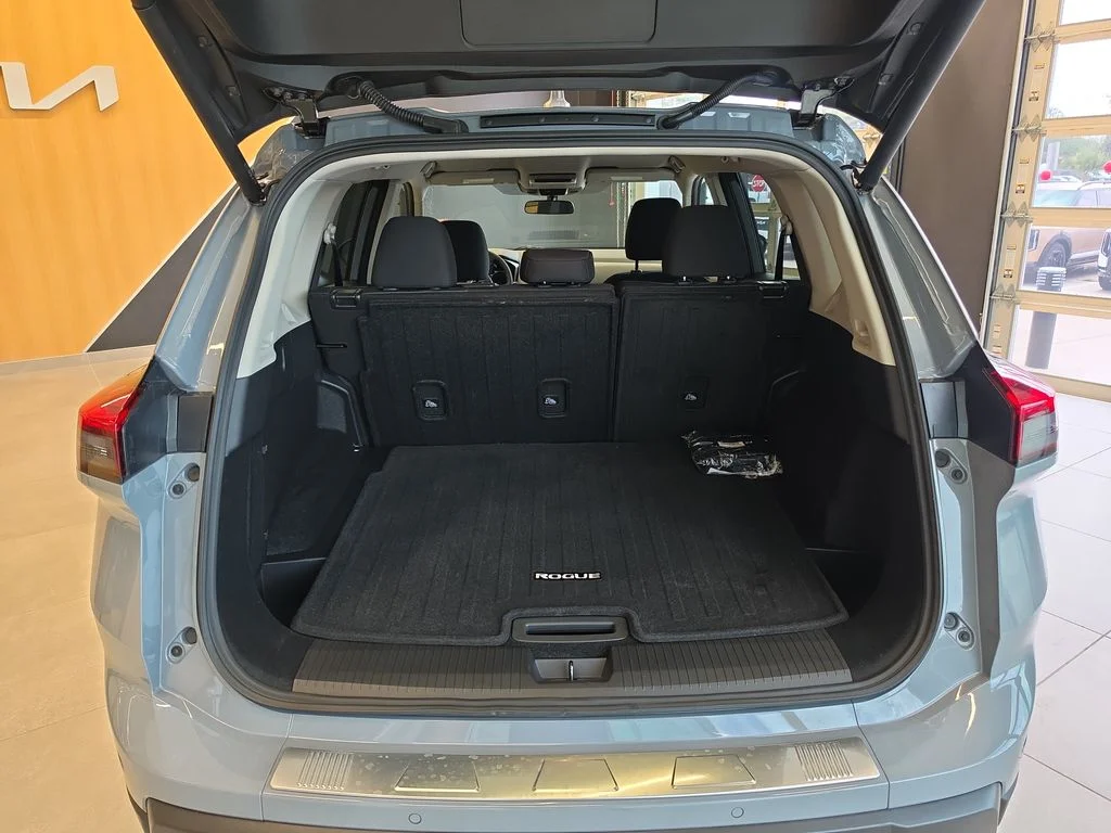 Used 2026 Gray Nissan SV image 29